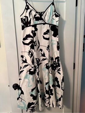 jonathan martin Black & Light Blue Floral Midi Dress